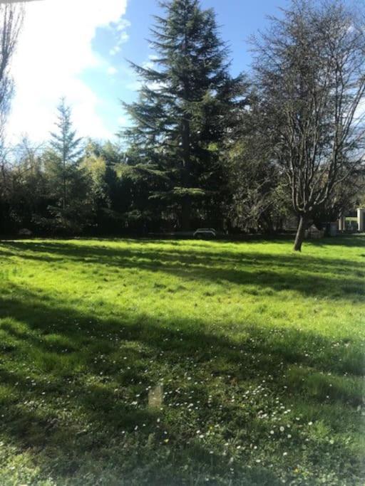 Appartement Les Bambous à Poissy Extérieur photo